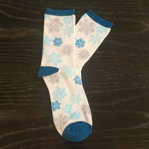 Womens Snowflake Socks